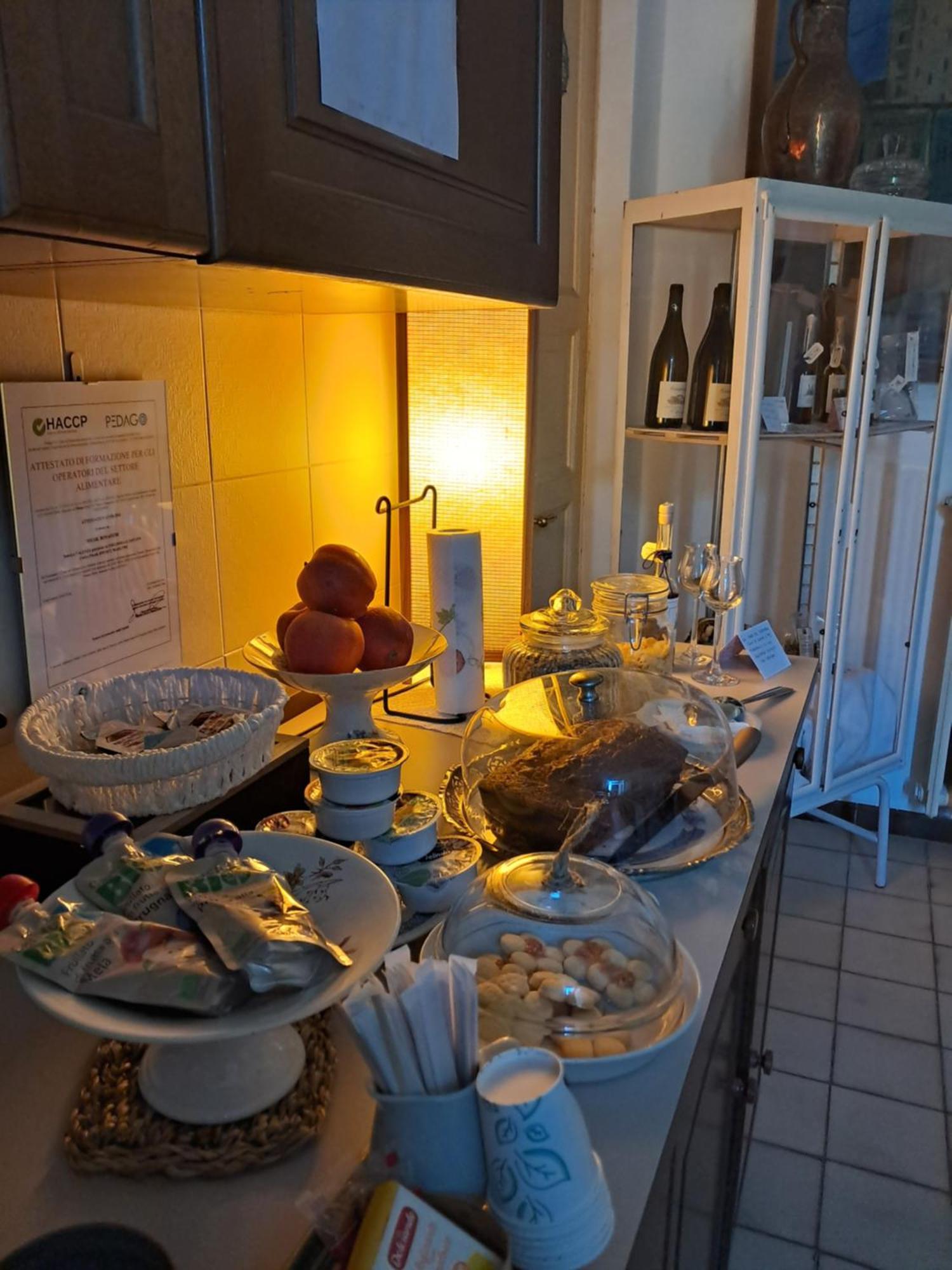 Bed & Breakfast Chiara San Sebastiano Curone Eksteriør bilde