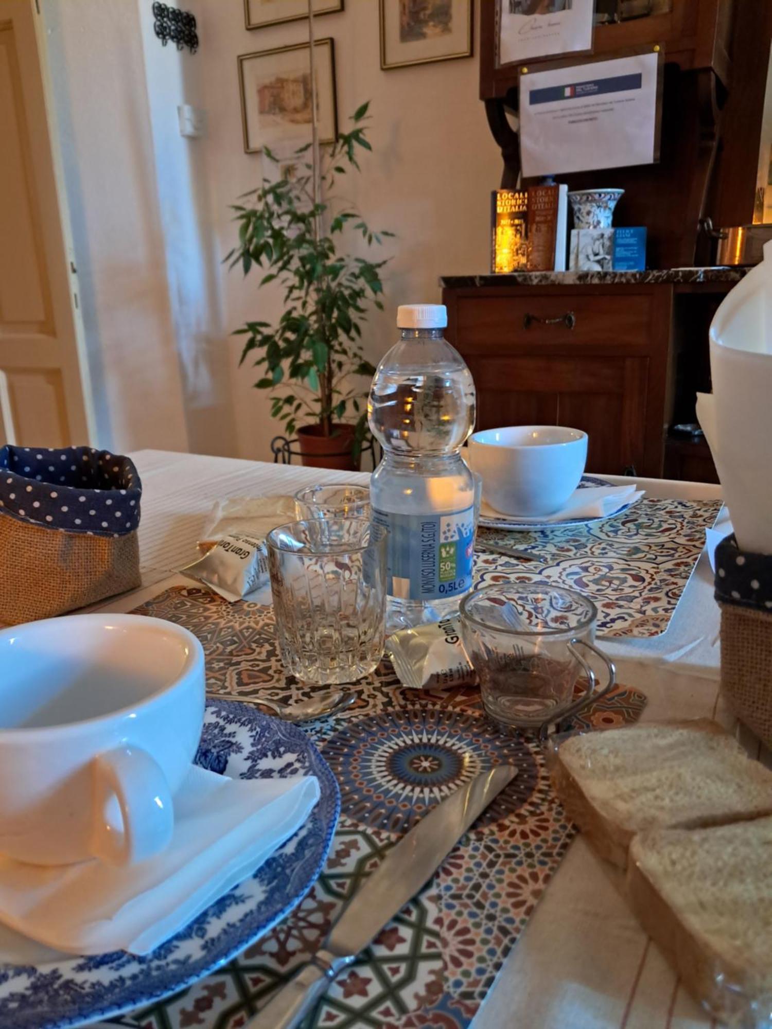 Bed & Breakfast Chiara San Sebastiano Curone Eksteriør bilde